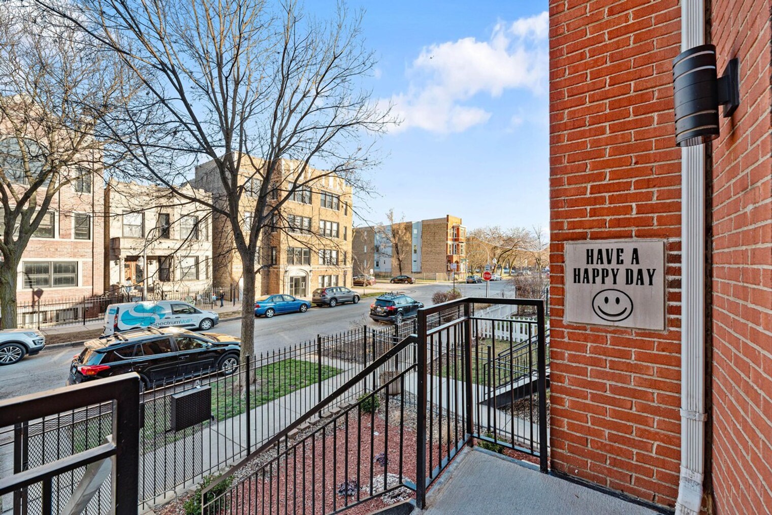 Building Photo - 2807 W Cortez St
