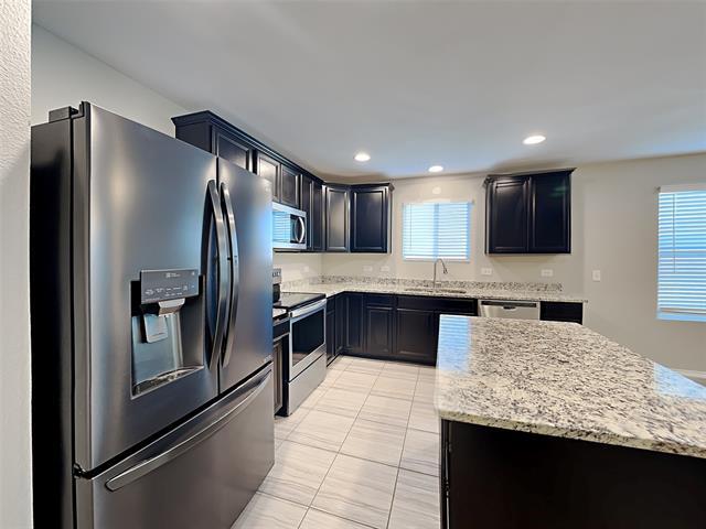 Building Photo - 1448 Vernon Dr
