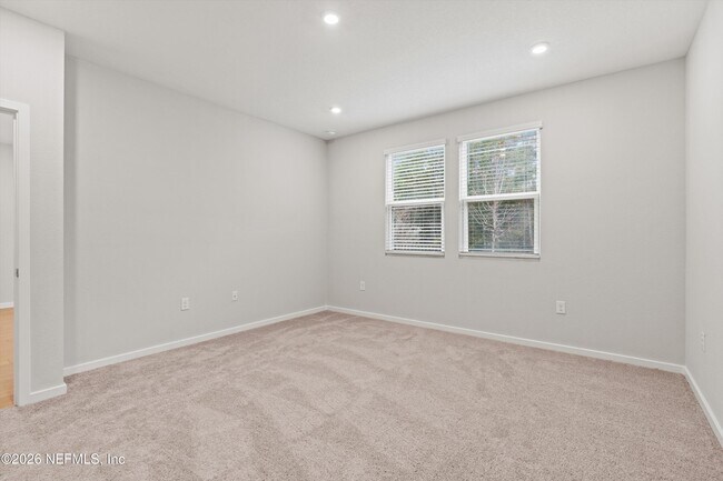 Building Photo - 14728 Macadamia Ln