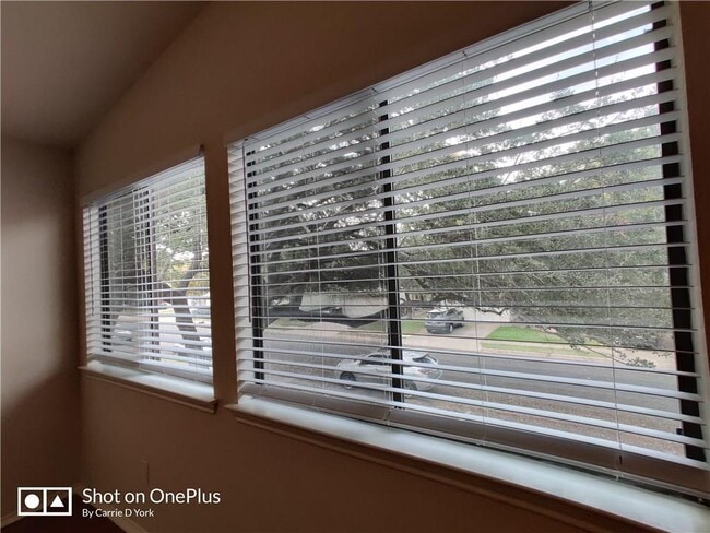 Building Photo - 12909 Margit Dr