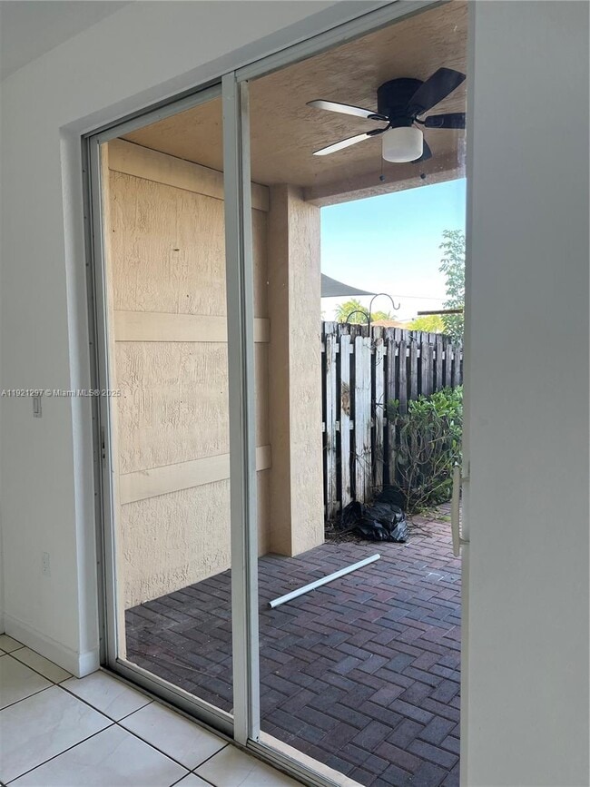 Building Photo - 11541 NW 68th Terrace