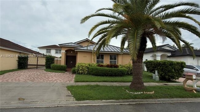 Building Photo - 1070 NW 129th Pl