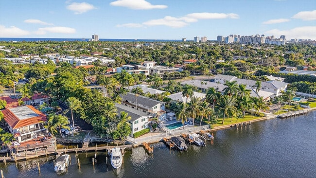 Building Photo - 1821 Middle River Dr