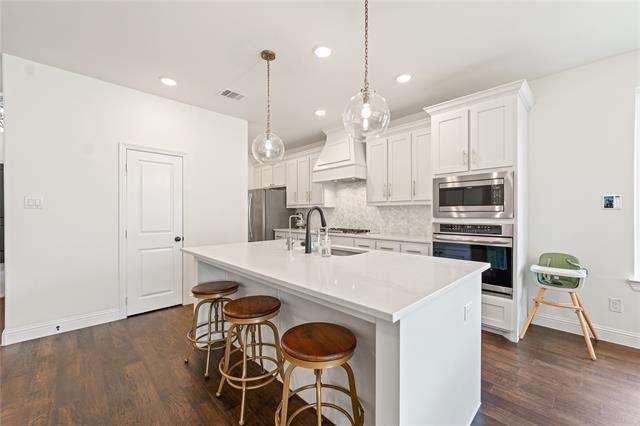 Building Photo - 5244 Ranchero Trl