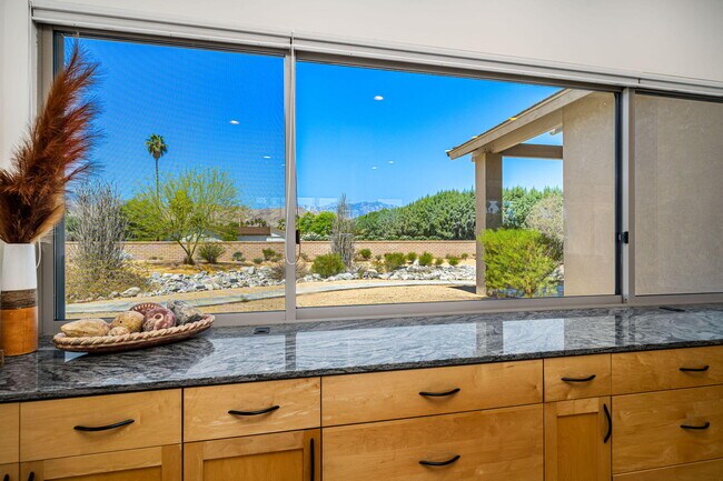 Building Photo - 41750 Rancho Manana Ln
