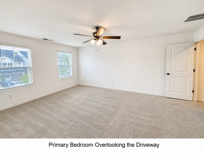 Building Photo - End Unit Townhome in Brookview Subdivsion in North Forsyth