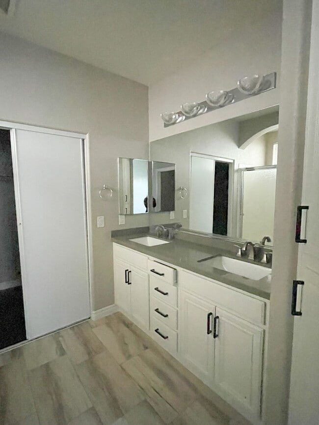 Building Photo - Must See One Story Home in the Heart of Su...