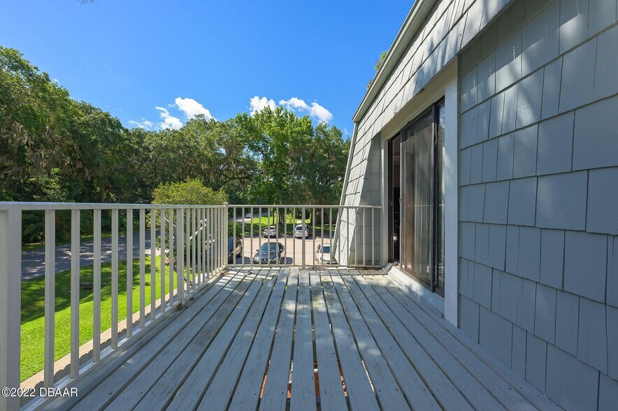 Building Photo - 65 Springwood Sq