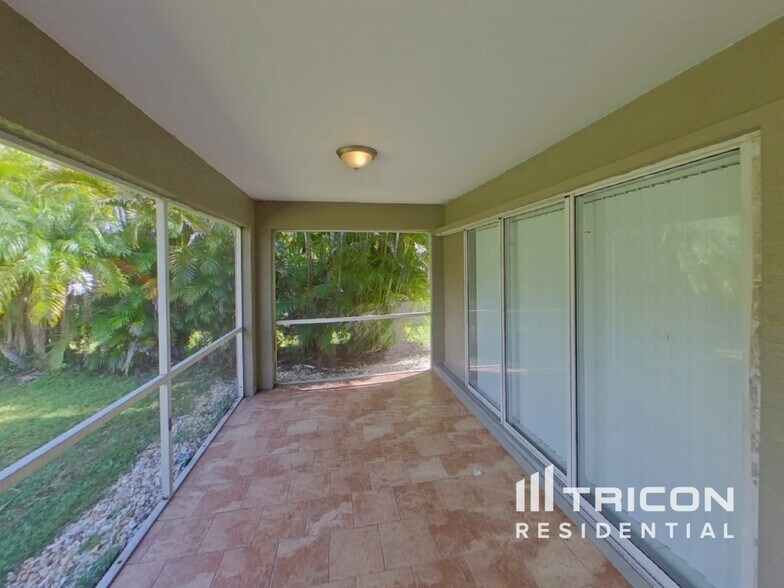 Building Photo - 184 Jennifer Dr