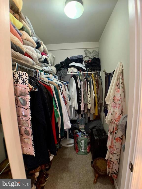 Building Photo - 209 Deer Run