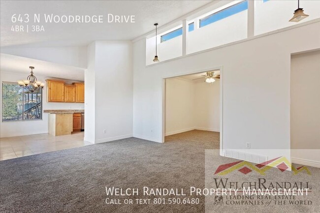 Building Photo - 643 Woodridge Dr