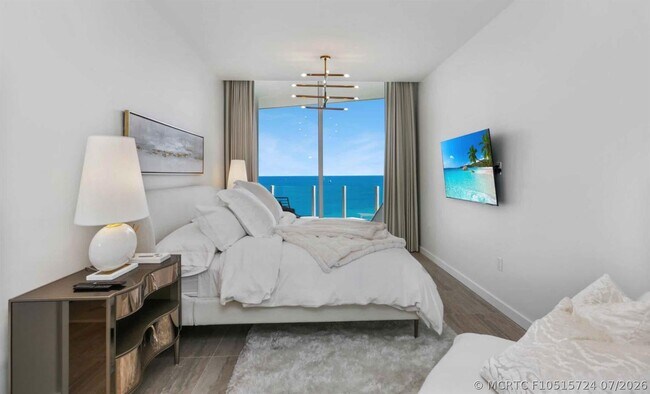 Building Photo - 525 N Fort Lauderdale Beach Blvd