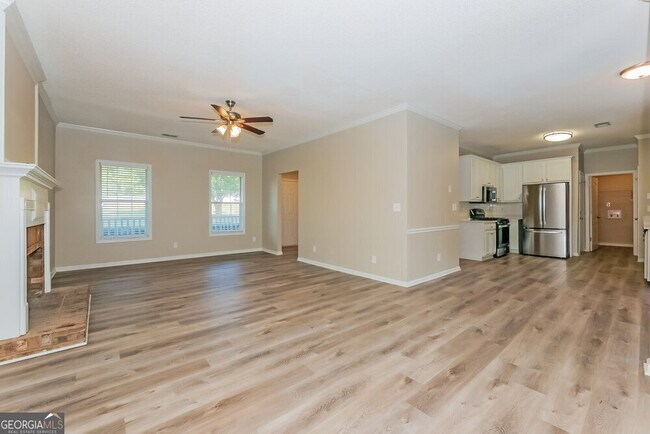 Building Photo - 209 Hunters Chase