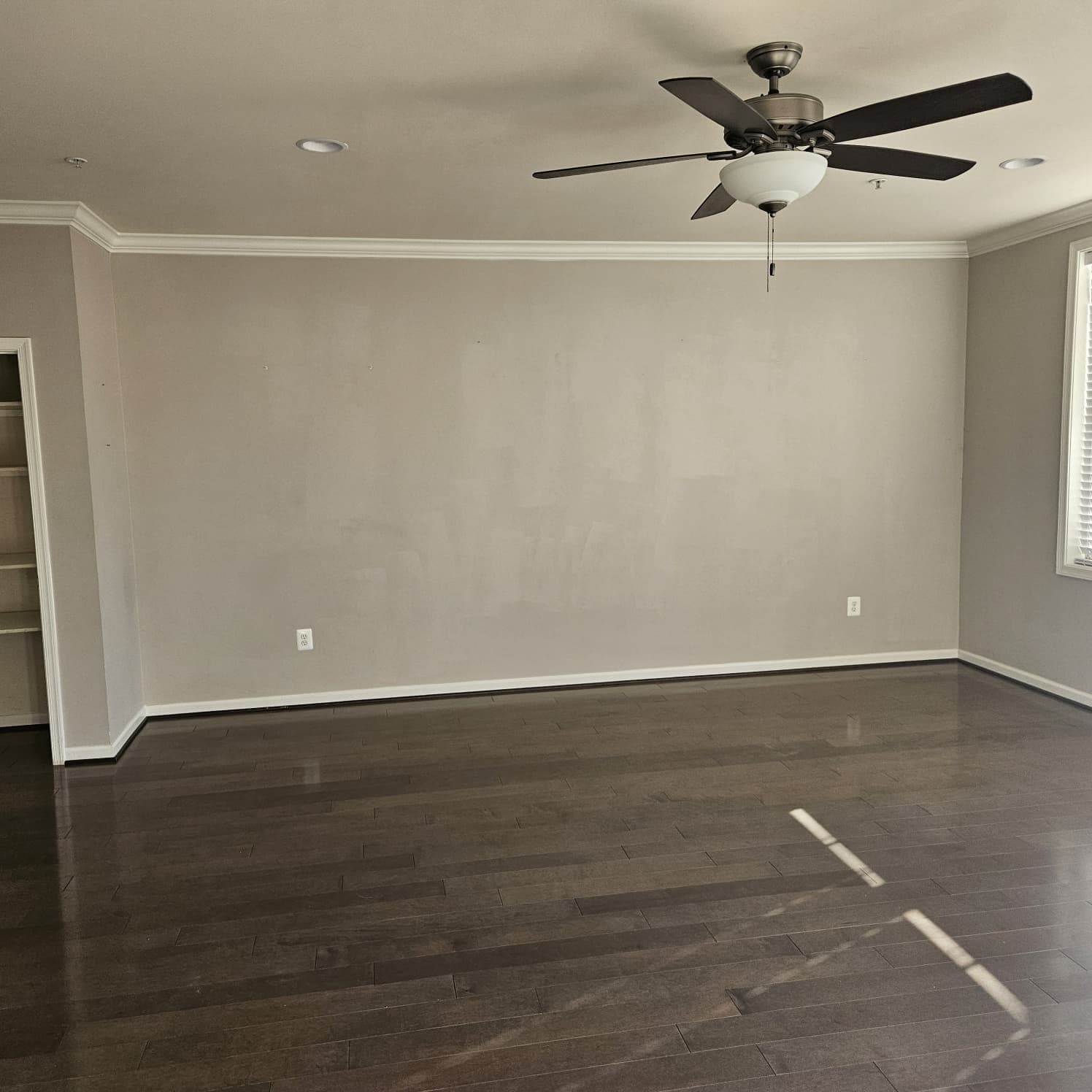 living room - 4380 Shamrock Dr