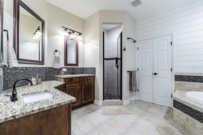 Building Photo - 539 Treviso Dr