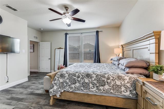 Building Photo - 2205 Simmental Rd