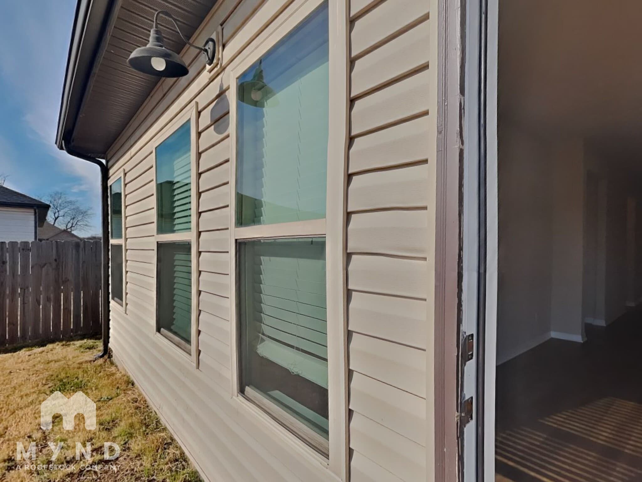 Building Photo - 421 Citation St