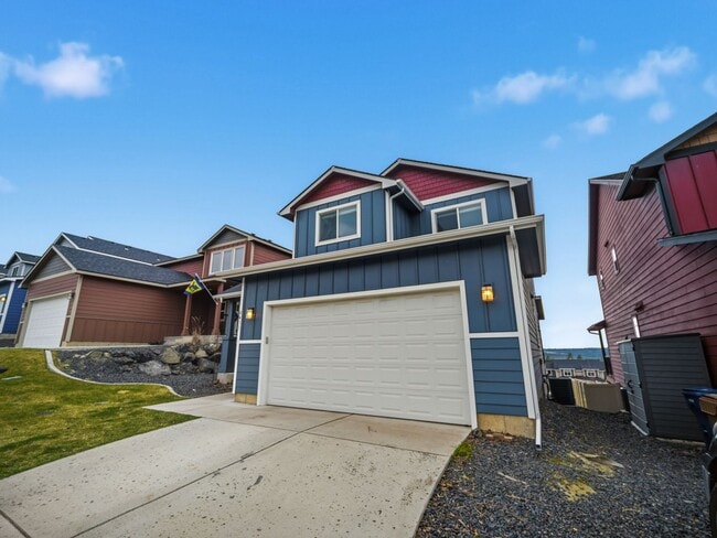 Building Photo - Charming North Spokane Home in a Quiet Neighborhood ? Limited-Time Move-In Special: Half Off Your...