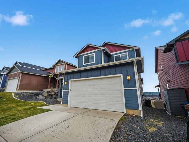 Building Photo - Charming North Spokane Home in a Quiet Neighborhood