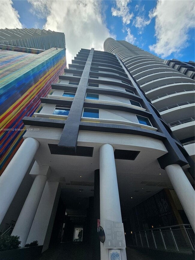 Building Photo - 60 SW 13th St