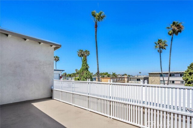 Building Photo - 1440 Manhattan Beach Blvd