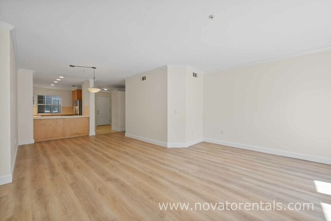 Building Photo - 852 Diablo Ave