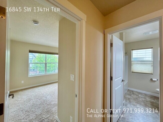 Building Photo - 16845 SW 134th Terrace