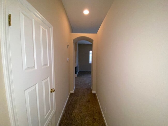 Building Photo - Near Disc Drive - Sparks Single Story 3 Bedroom House
