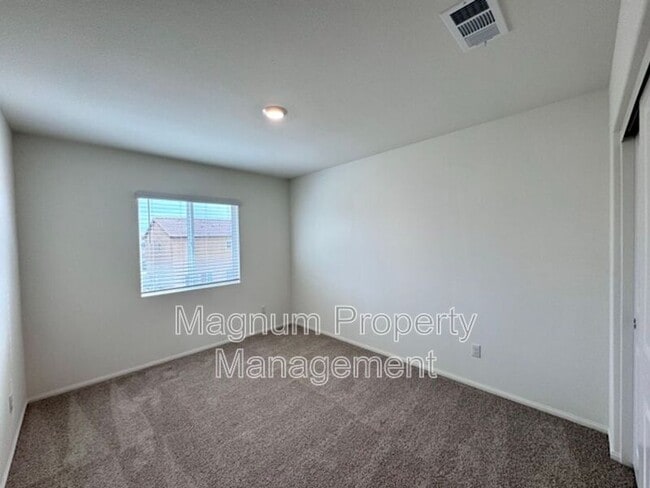 Building Photo - 31343 Autumn Blaze Dr