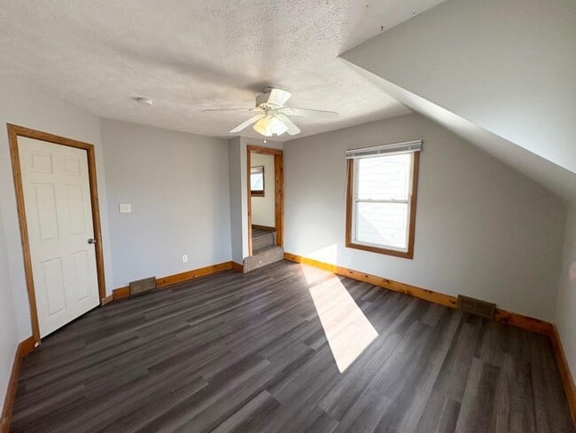 Building Photo - Stunning 3-Bedroom Home with Everything You’ve Been Looking For!