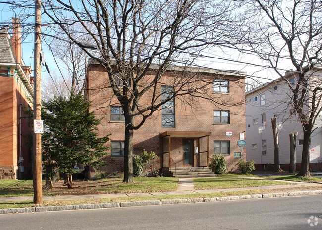 Building Photo - 22 Atwood St