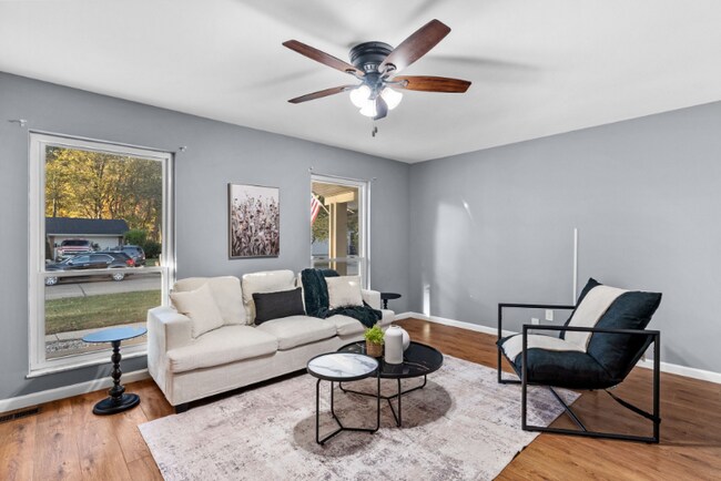 Building Photo - 312 Lemonwood Dr