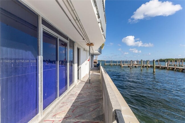 Building Photo - 770 NE 69th St