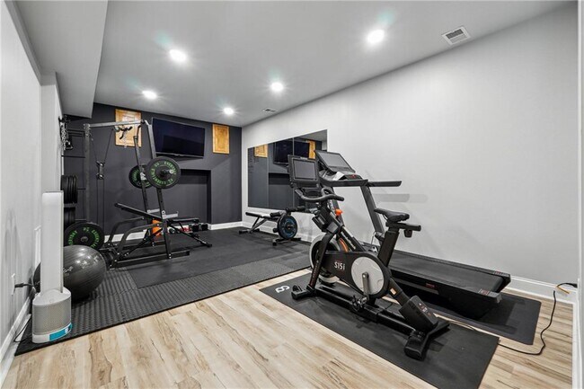 Building Photo - 4440 Croftshire Pl