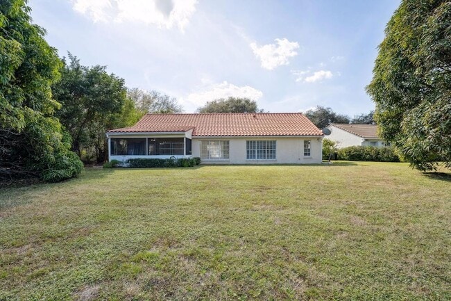 Building Photo - 3855 Sabal Lakes Rd