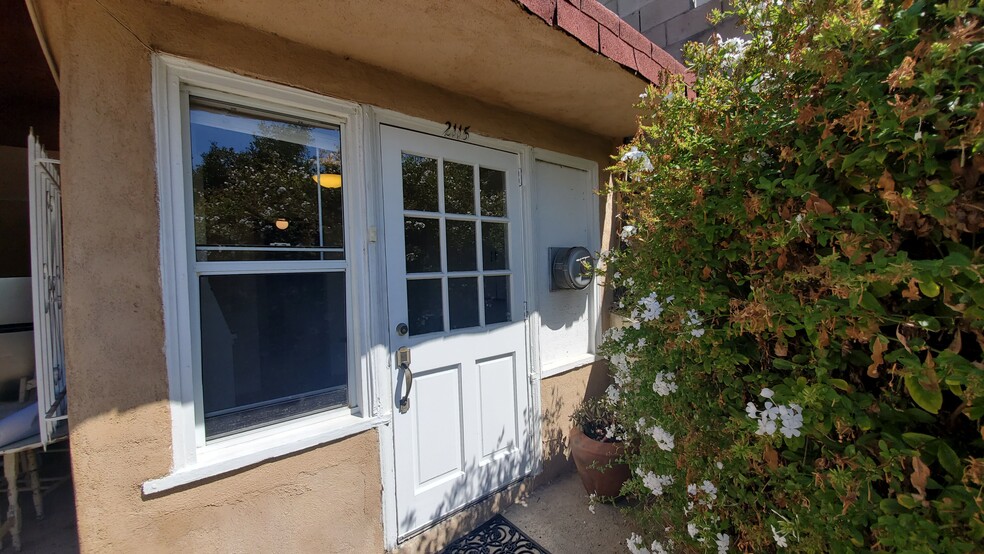 Front Entry - 2115 Duane St