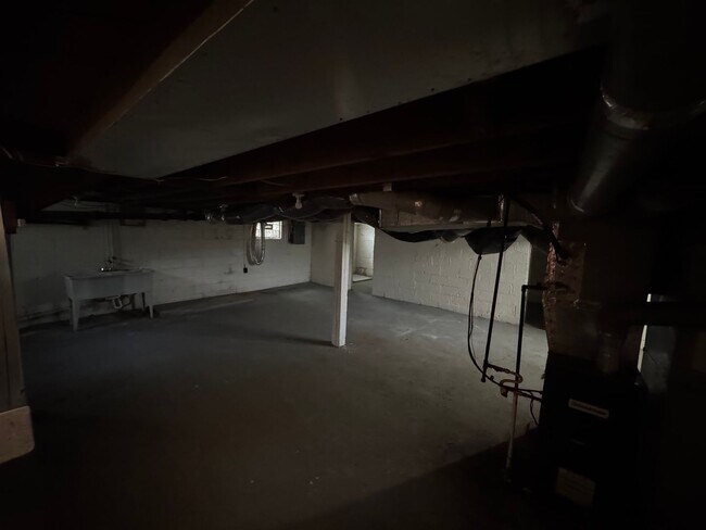 Building Photo - 663 Eastmoor Blvd