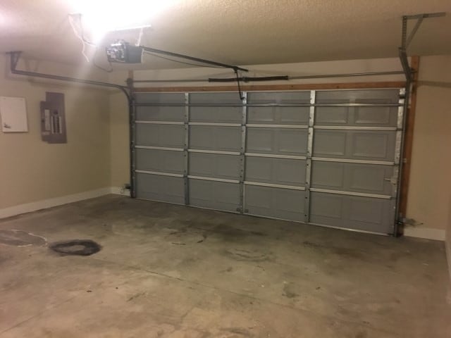 Building Photo - 147 Arbor Village Dr
