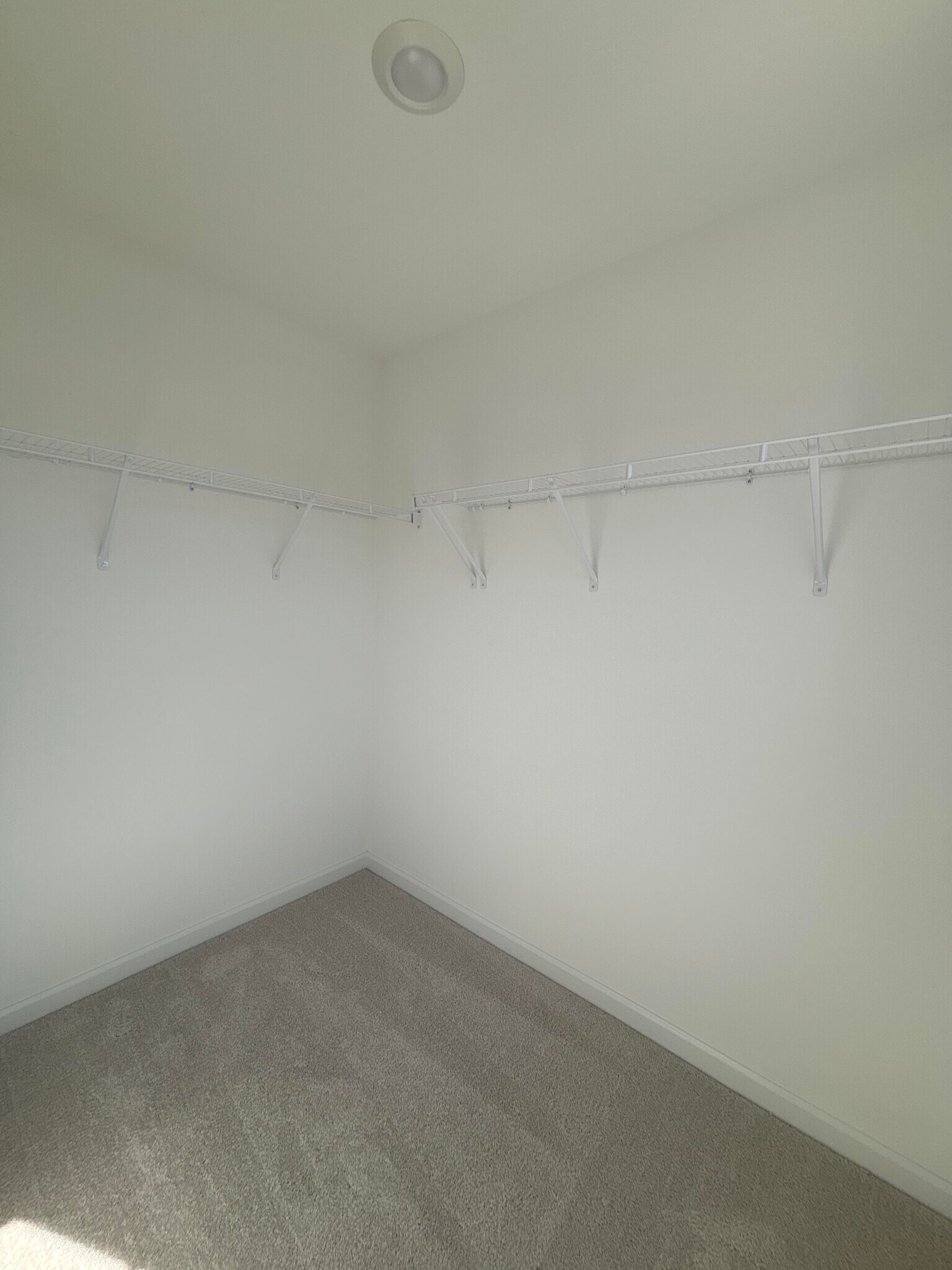 Building Photo - 3308 Gypsum Dr