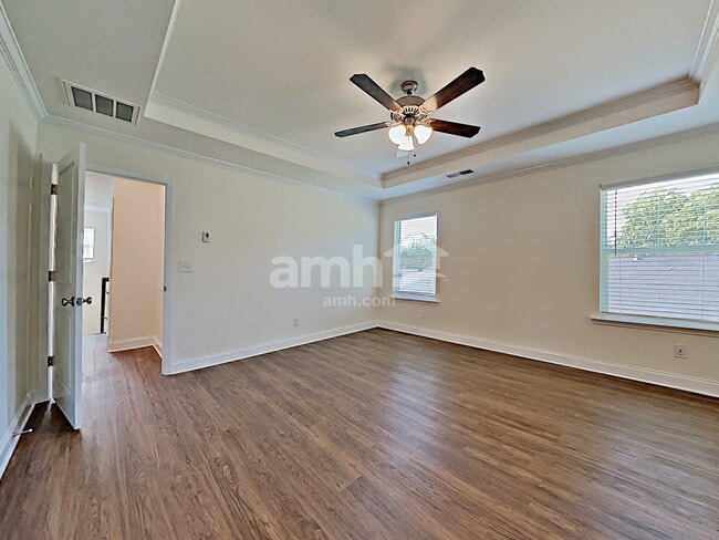 Building Photo - 118 White Ash Dr