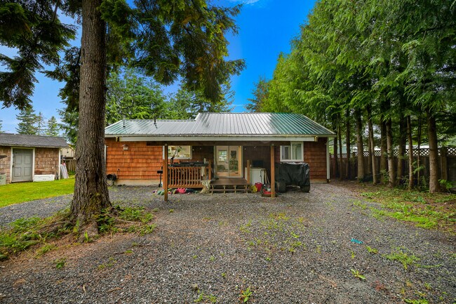 Building Photo - 6258 Bellwood Dr