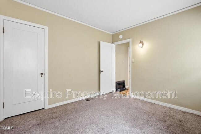 Building Photo - 2381 Hyland Ave
