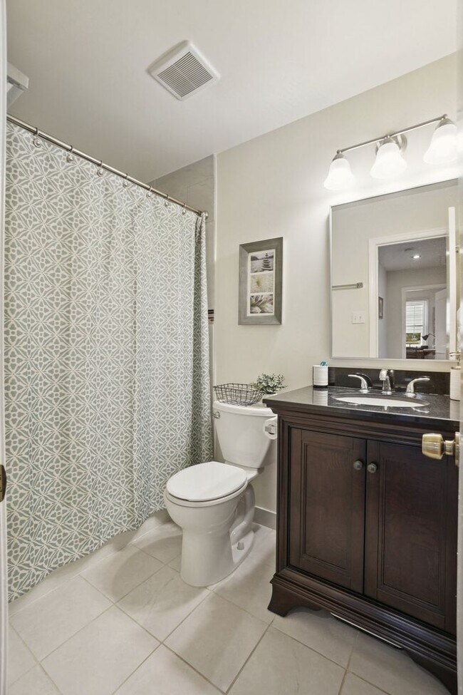 Building Photo - ocated in a sought-after community with to...
