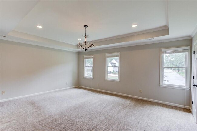 Building Photo - 153 Lantern Ridge Ct