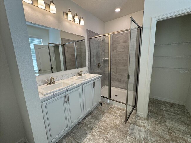 Building Photo - 279 Sunfish Dr
