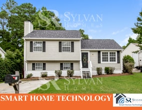 Building Photo - Your dream home awaits