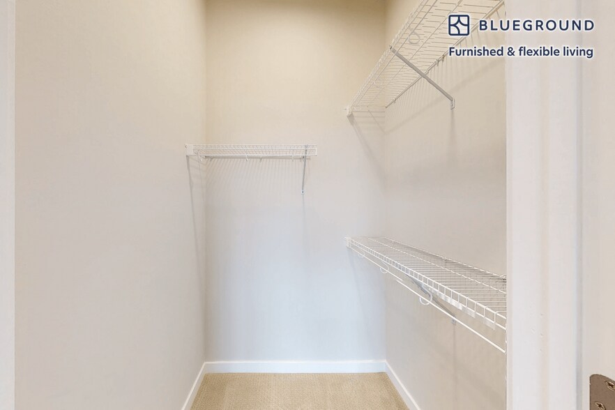 Building Photo - 332 Halstead Ave