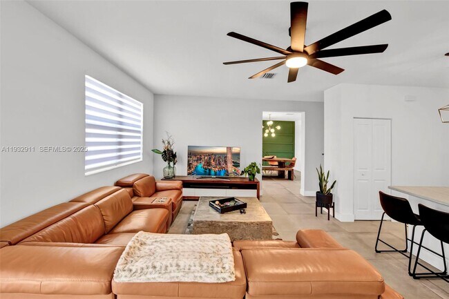 Building Photo - 10333 SW 232nd St