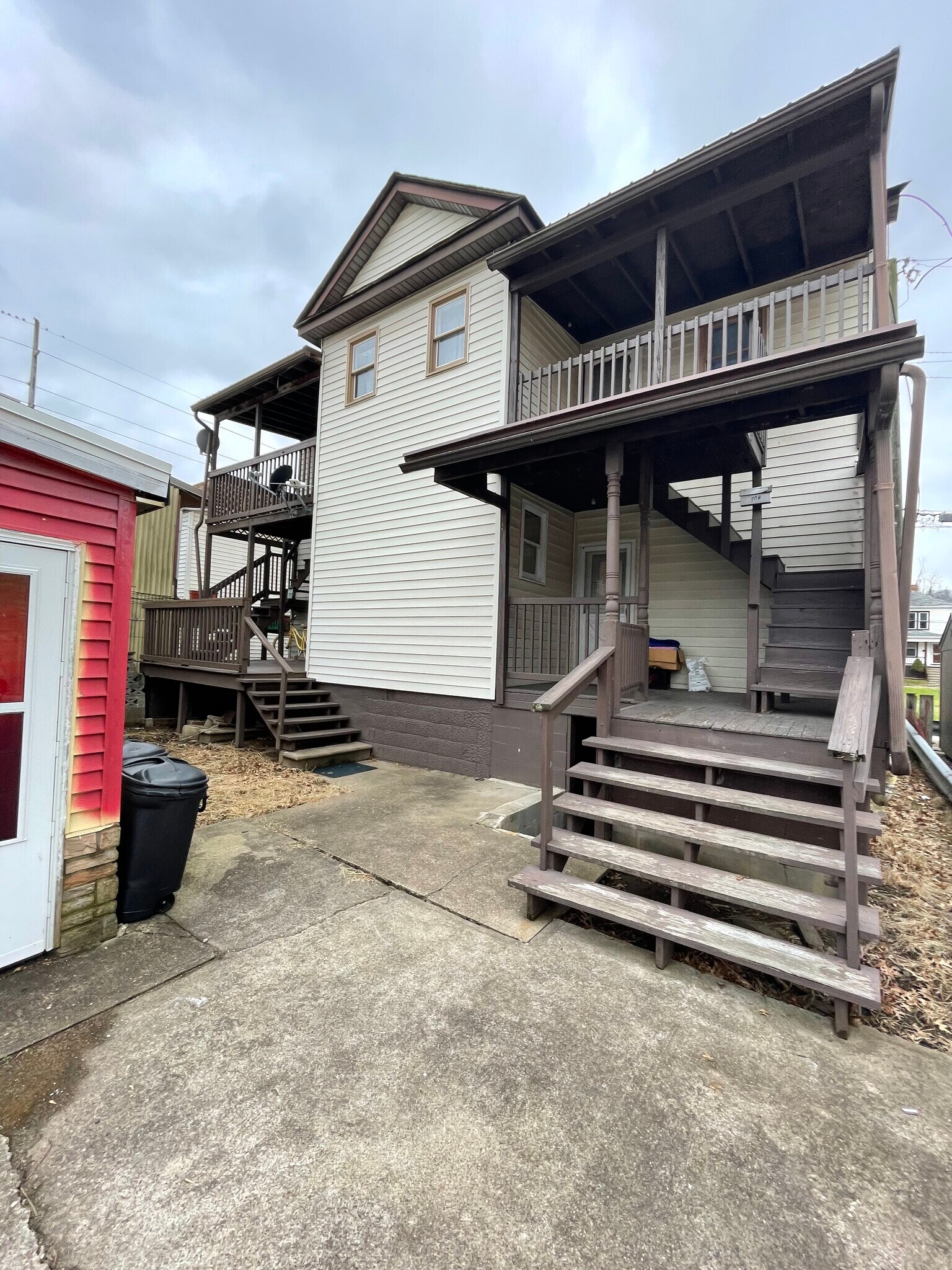 Exterior - 149 Market St