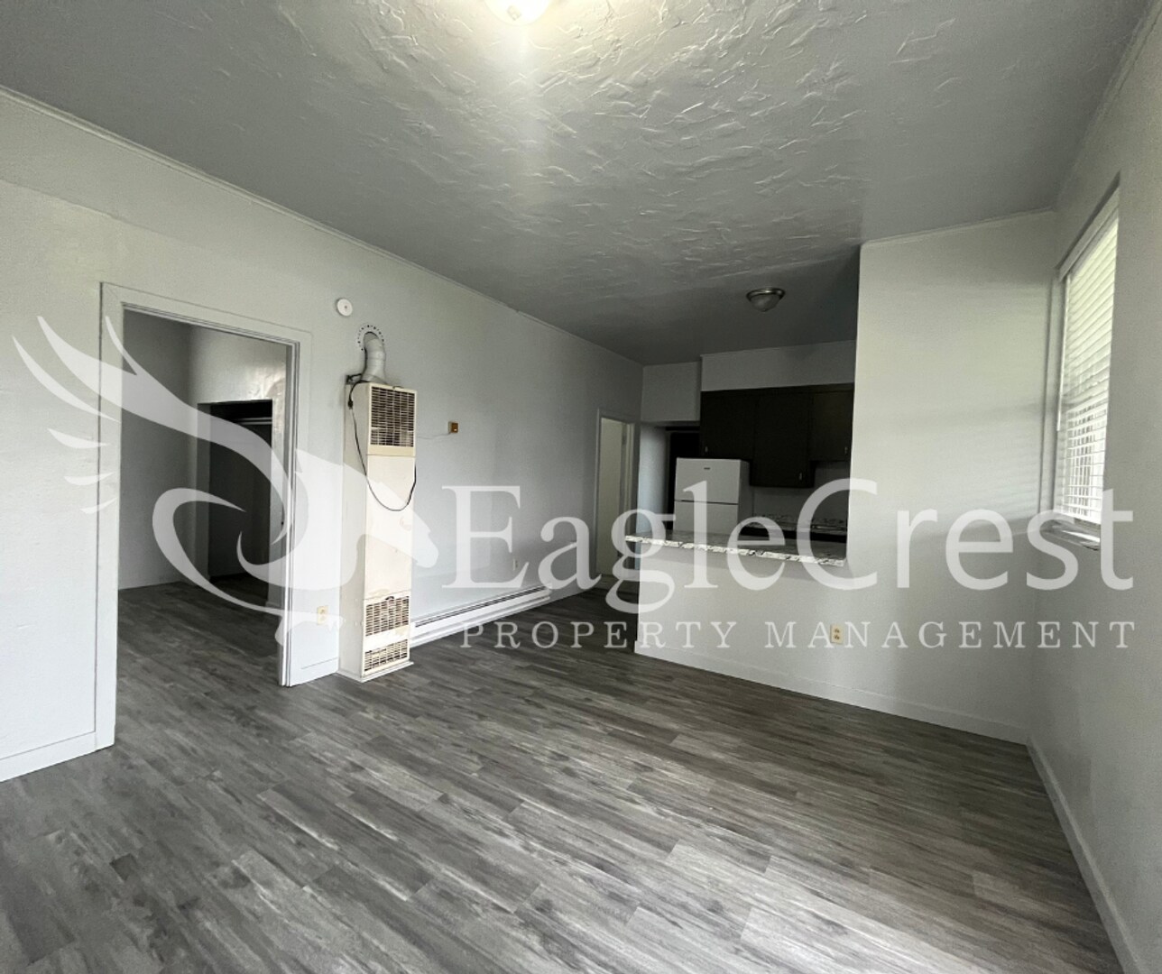 Building Photo - SKYWAY